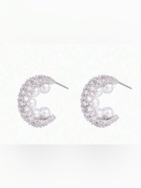 Classic faux Pearl and Crystal Hoop Earrings - White